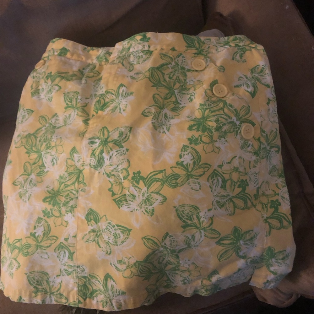 Liz Claiborne Yellow Floral Mini Skirt with Floral Print- $25 or $20 w/offer